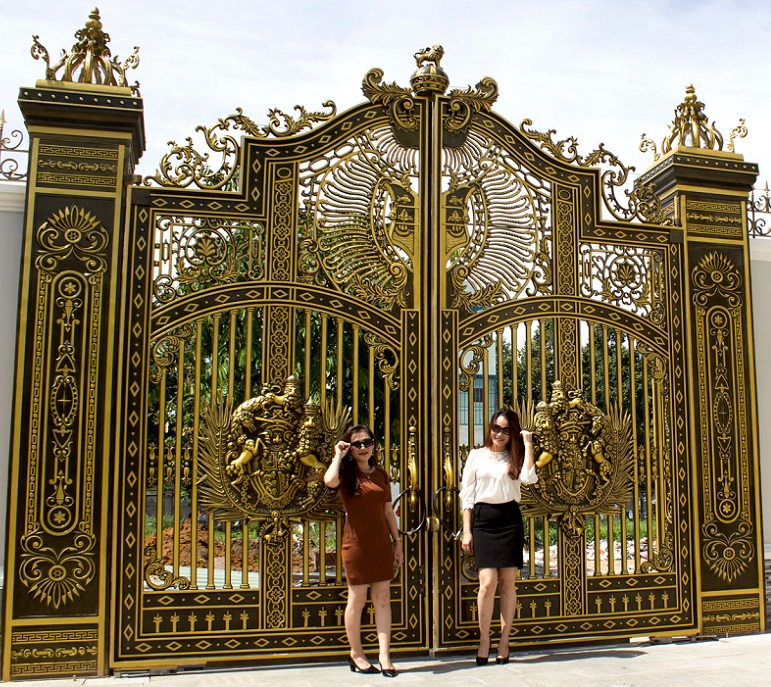 Cửa cổng Nhôm đúc tự động Vinh Nghệ An